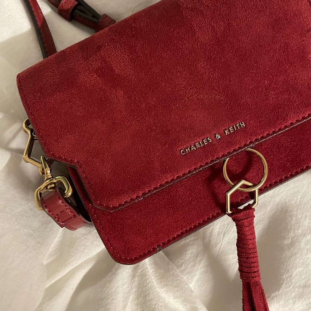 Charles & Keith Red Shoulderbag